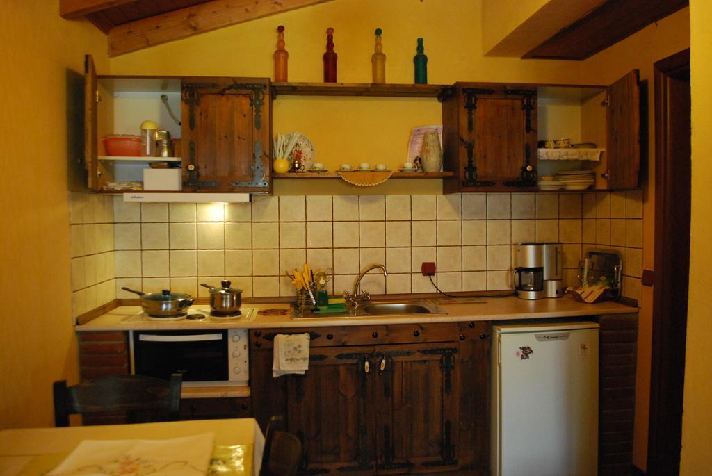 Tzivaeri Likodhrómion Exterior foto