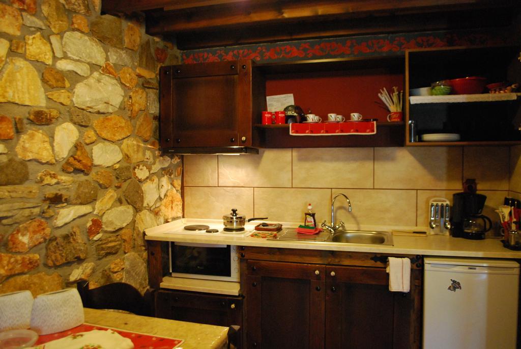 Tzivaeri Likodhrómion Quarto foto