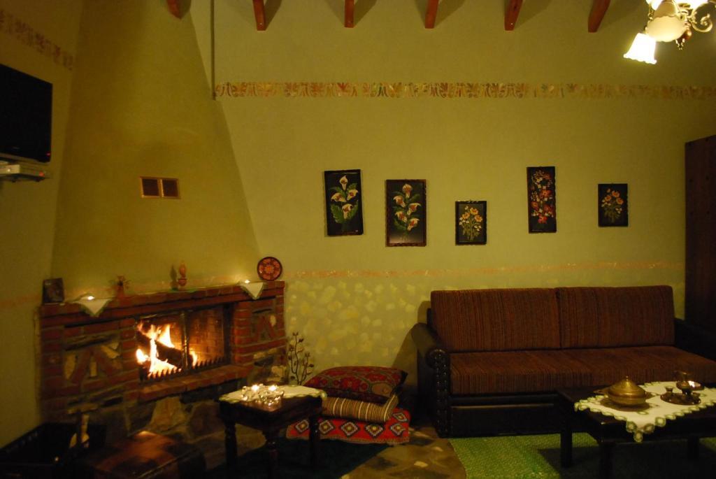 Tzivaeri Likodhrómion Quarto foto