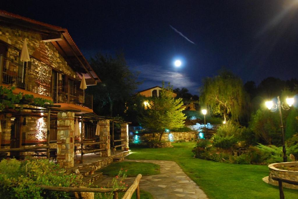 Tzivaeri Likodhrómion Exterior foto