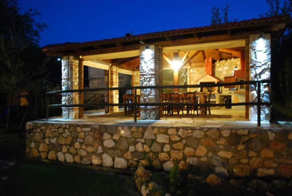 Tzivaeri Likodhrómion Exterior foto